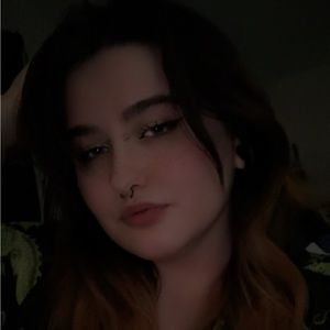 Meet your Posher, Allexis